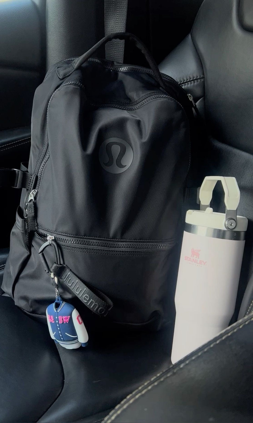 MOCHILA LULULEMON 22 L
