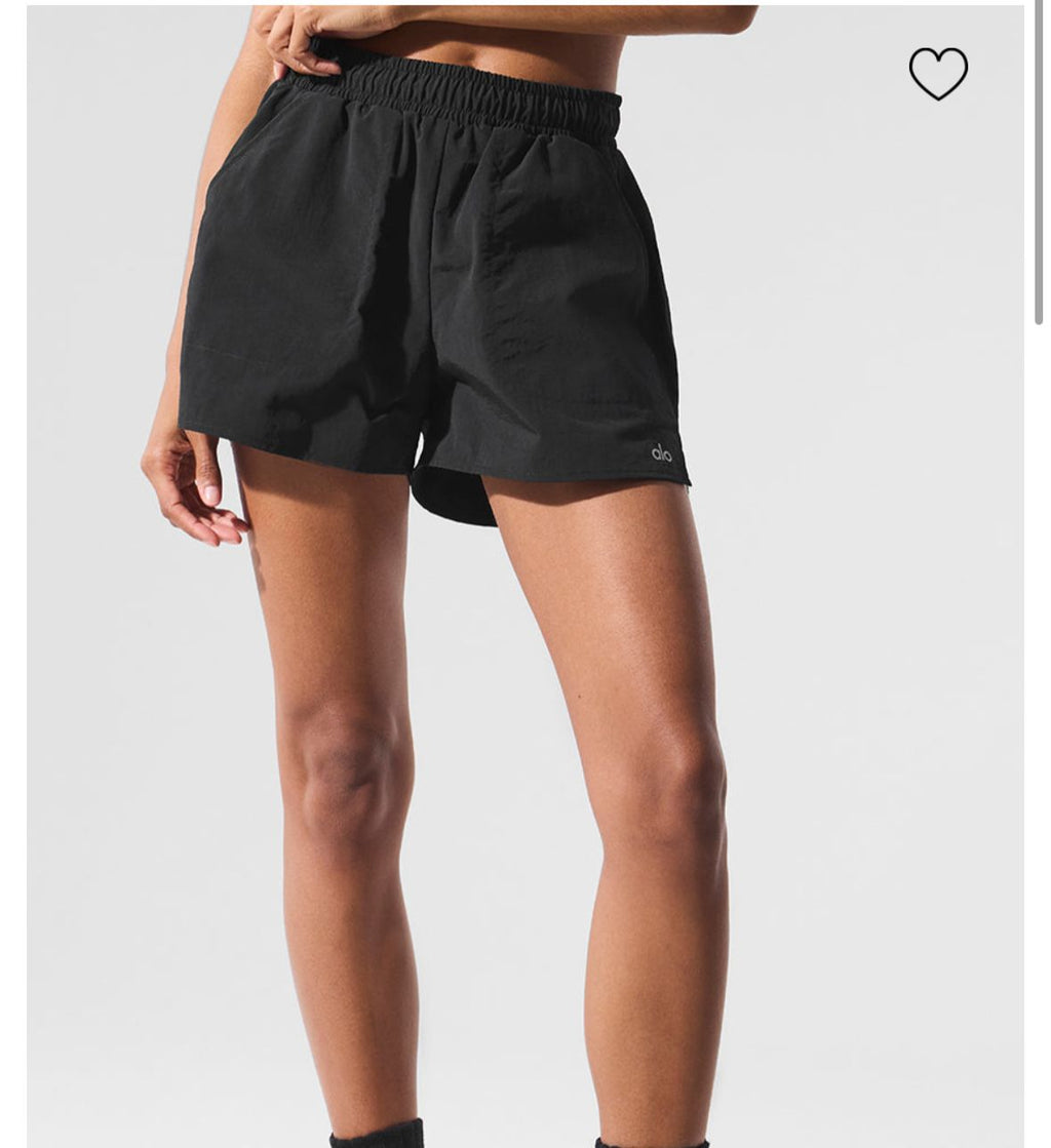 CONJUNTO CROP Y SHORT ALO