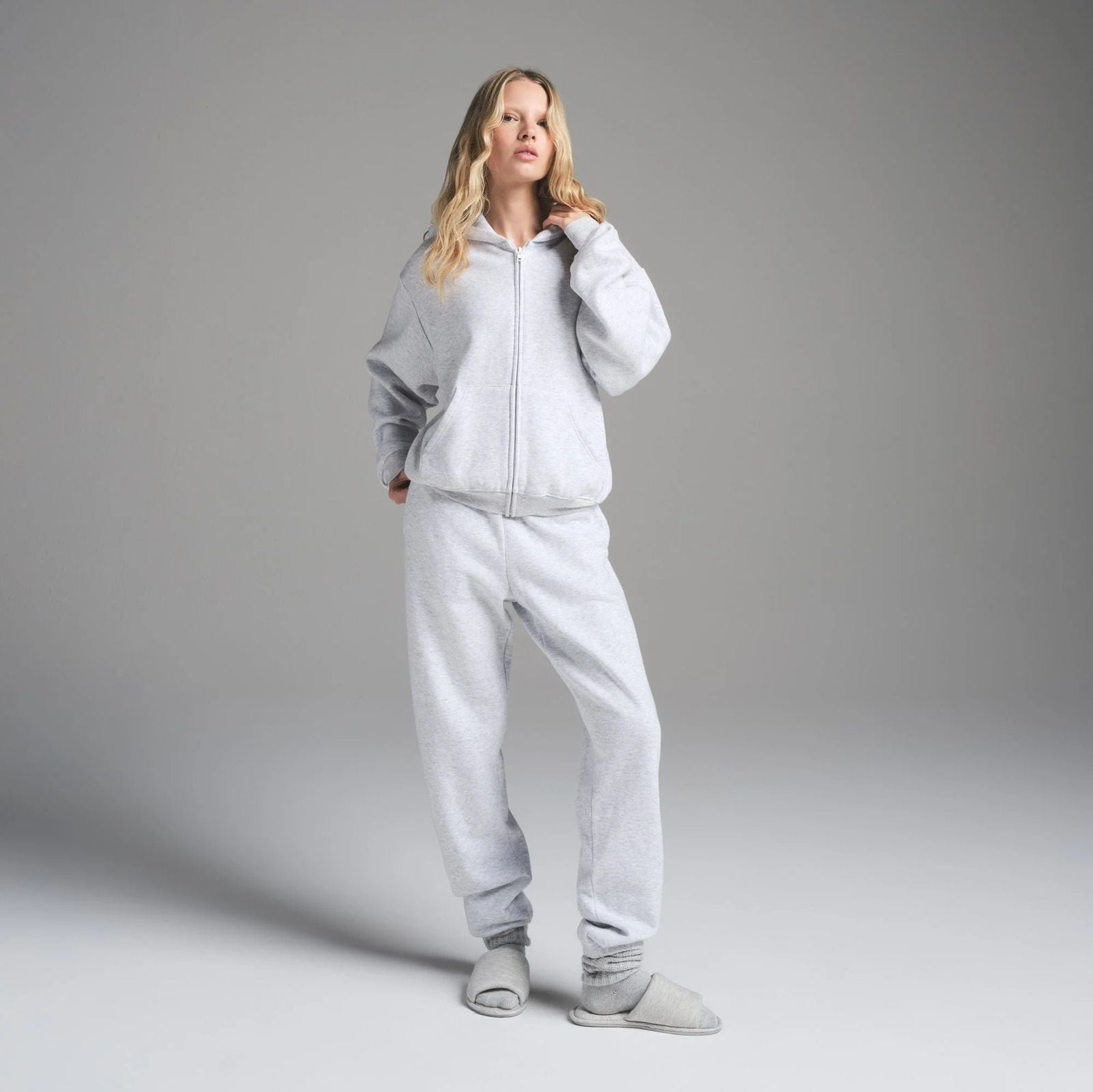 ZIP HOODIE SKIMS GRAY