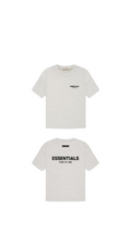 PLAYERA ESSENTIALS GRIS