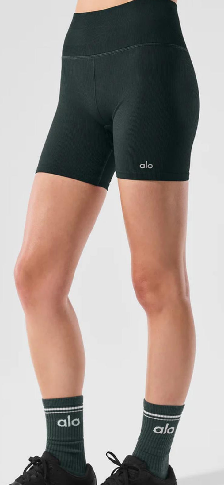 SHORT RIBBED ALO VERDE