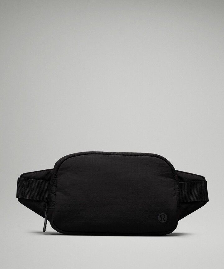 BELT BAG 2 L NEGRA